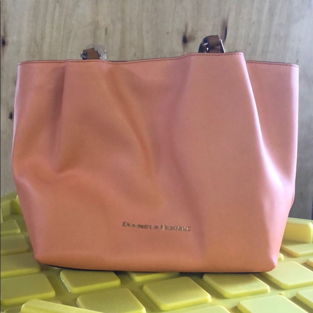 New Dooney & Bourke Flinn